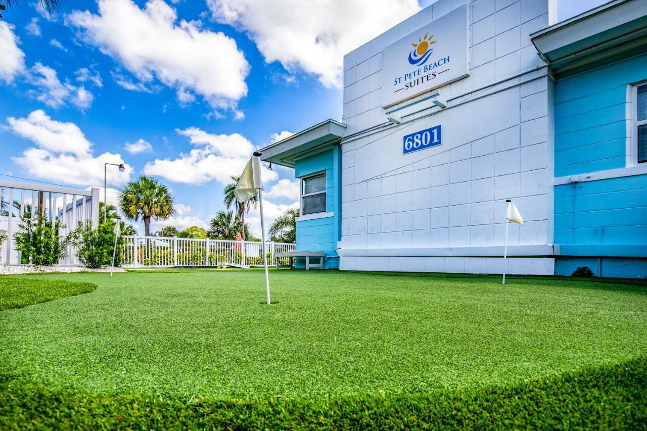 St. Pete Beach Suites Екстер'єр фото